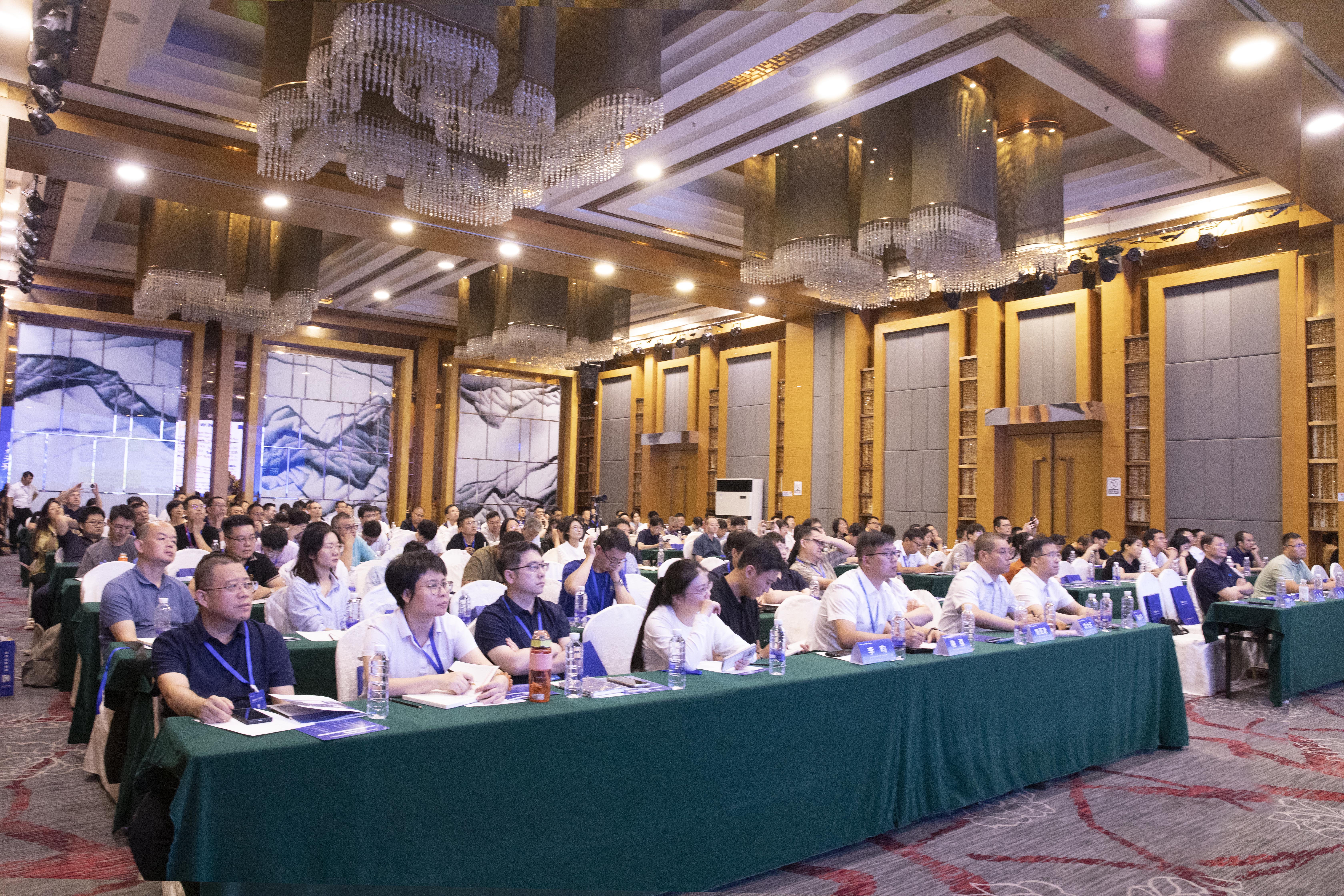長安論道 洞見智造 | 開目軟件2024數字化轉型應用實踐論壇圓滿落幕
